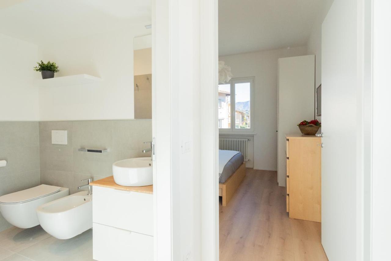 Lovely Corner In The Heart Of The Lake By Rent All Como Exterior foto